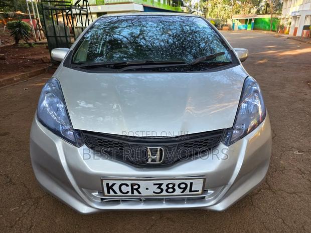 Honda Fit 2011 Silver