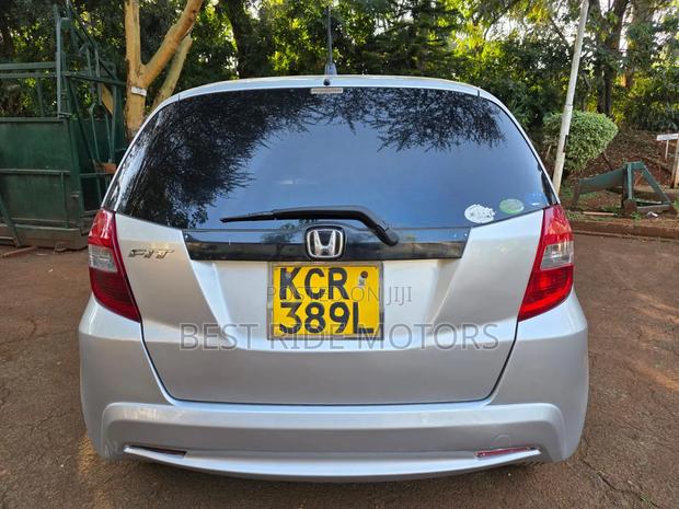 Honda Fit 2011 Silver