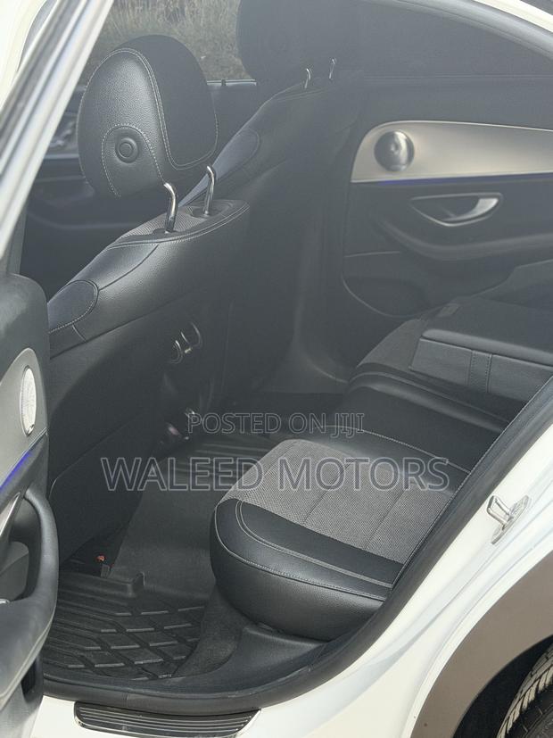 Mercedes-Benz E200 2017 Gray