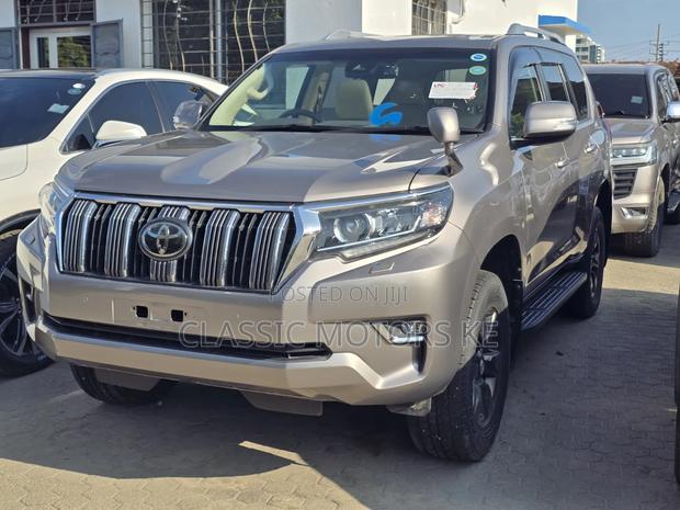 Toyota Land Cruiser Prado 2019