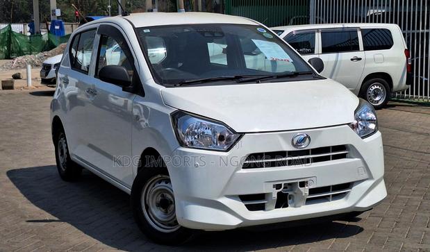 Daihatsu Mira 2019