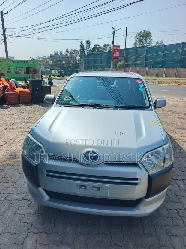 Toyota Probox 1.5 Hybrid DX 2019 Silver