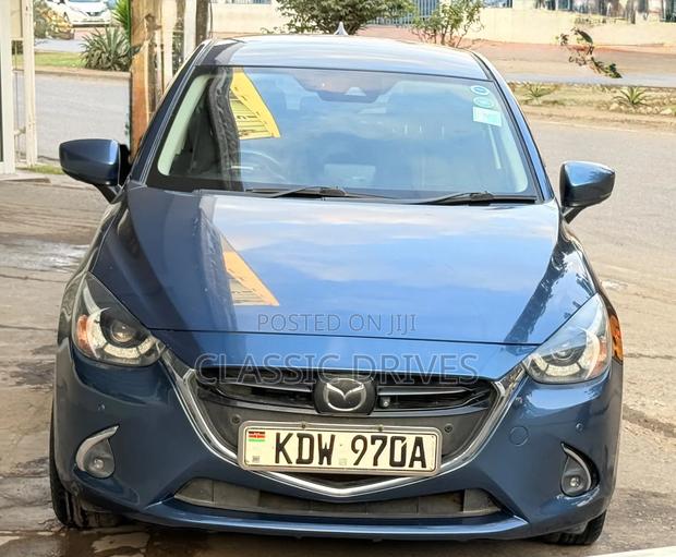 Mazda Demio 2018 Blue