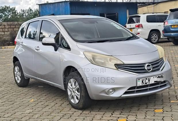 Nissan Note 2012 Silver