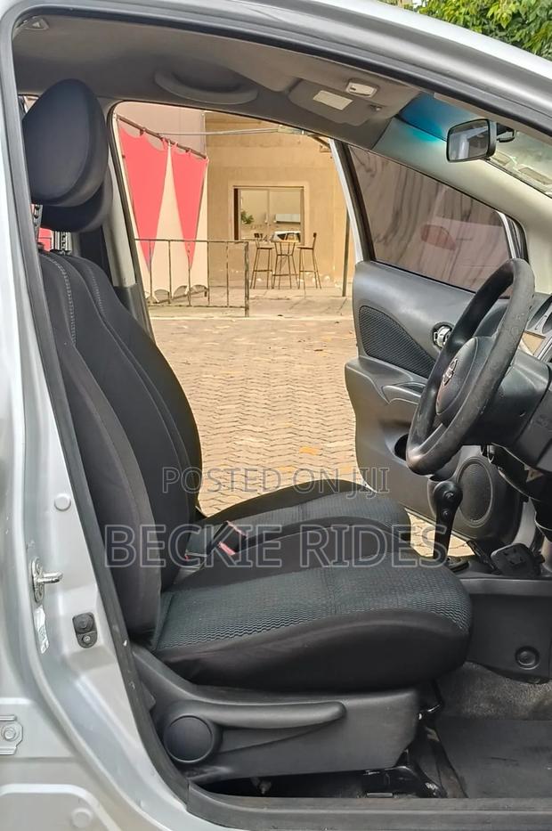 Nissan Note 2012 Silver