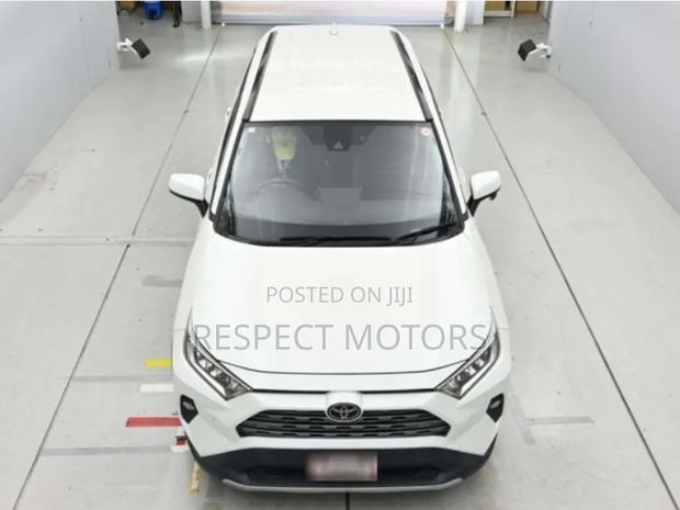 Toyota RAV4 2020 White