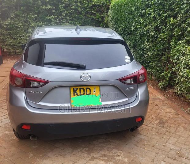 Mazda Axela SV Premium 2014 Silver
