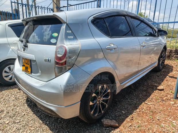 Toyota Aqua 2012 Silver