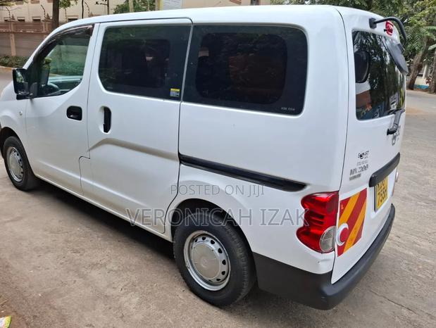 Nissan NV350 2014 White
