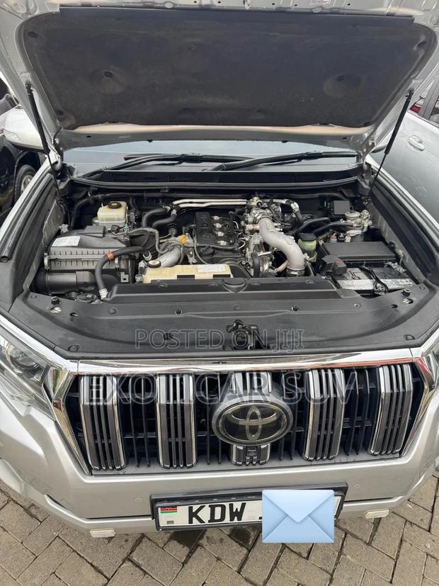 Toyota Land Cruiser Prado 3.0 190hp 2020 Silver