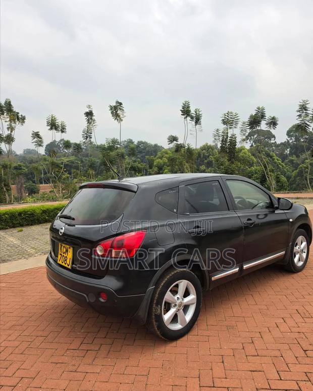Nissan Dualis 2011 Black
