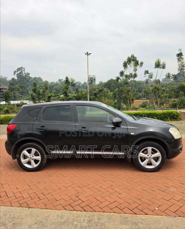 Nissan Dualis 2011 Black