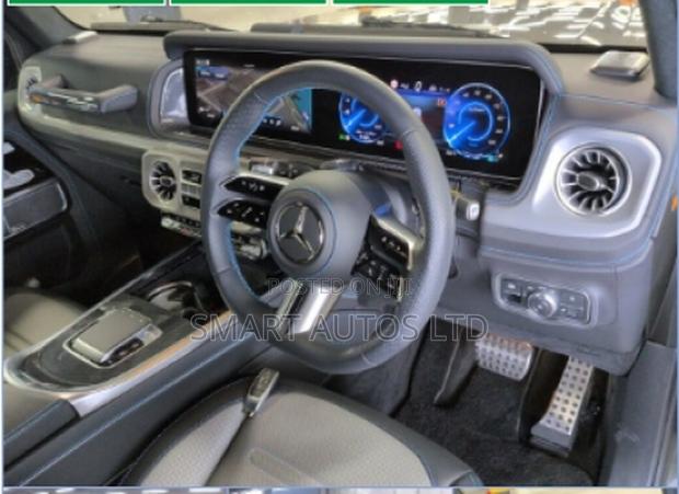 New Mercedes-Benz G-Class 2024 Gray