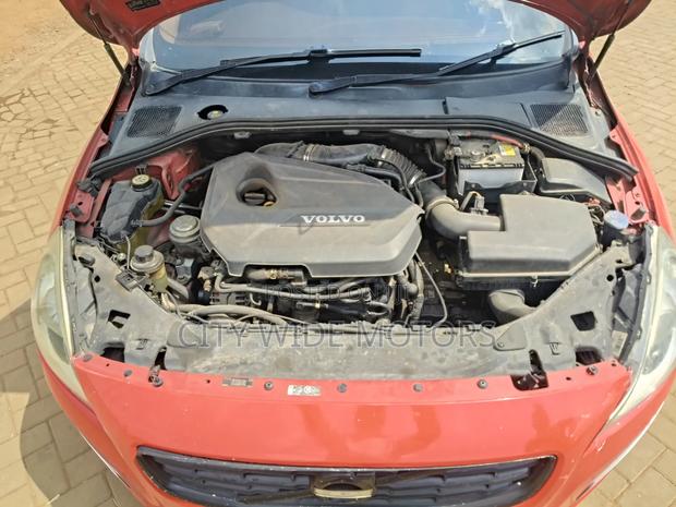 Volvo S60 2012 Red