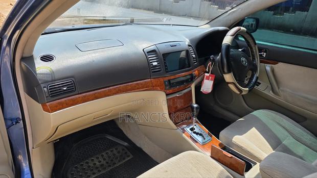 Toyota Premio 2006