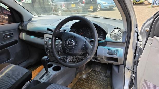 Mazda Demio 2006 Silver