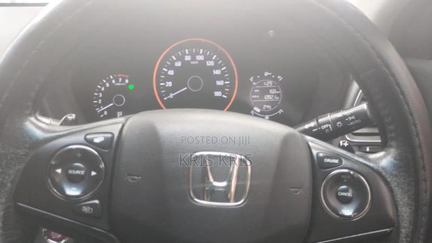 Honda Vezel 2015 White