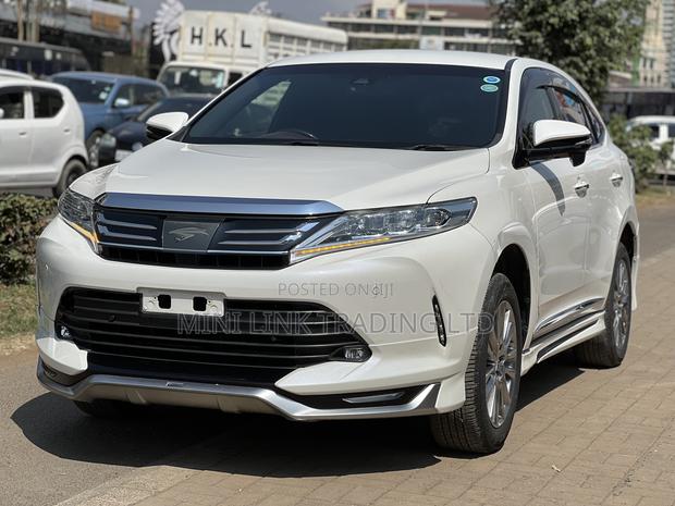 Toyota Harrier 2.0 2019 Pearl