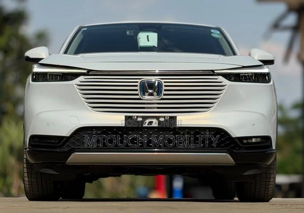Honda Vezel 2021 White