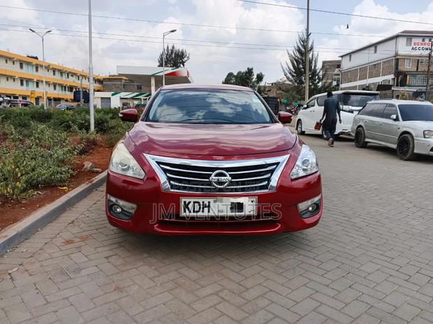 Nissan Teana 2016 Red