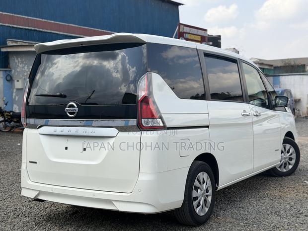 Nissan Serena 2019 White