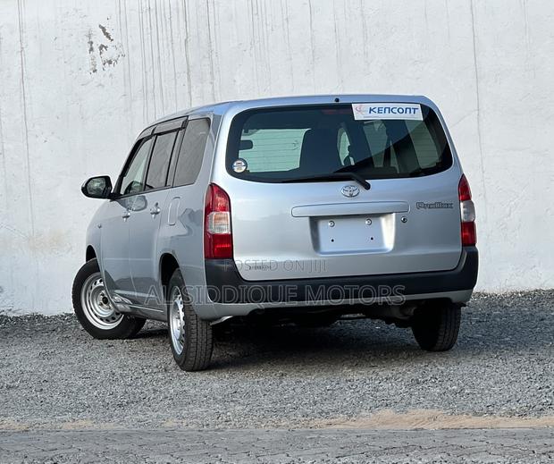 Toyota Probox 1.5 DX 2WD 2021 Silver
