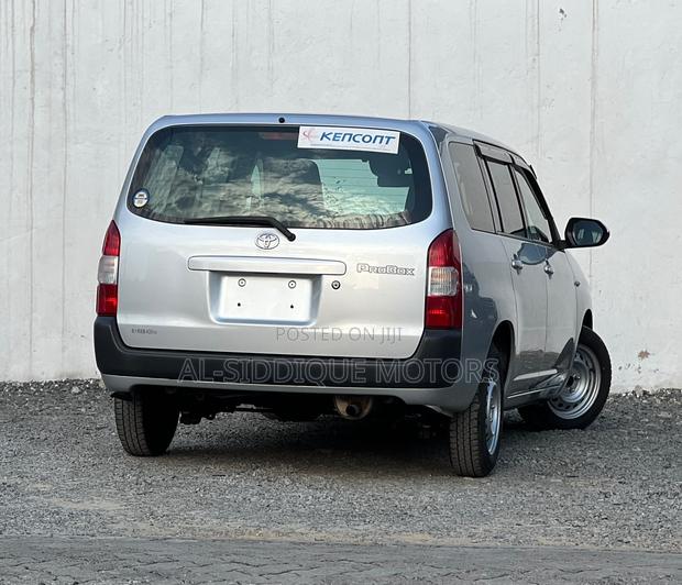 Toyota Probox 1.5 DX 2WD 2021 Silver