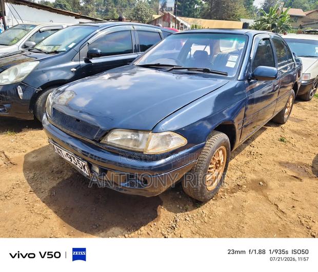Toyota Carina 1.5 FWD Sedan 1995 Blue