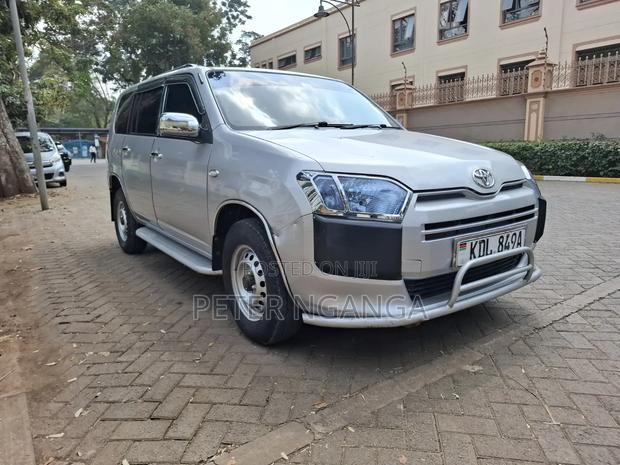 Toyota Probox 2016 Silver
