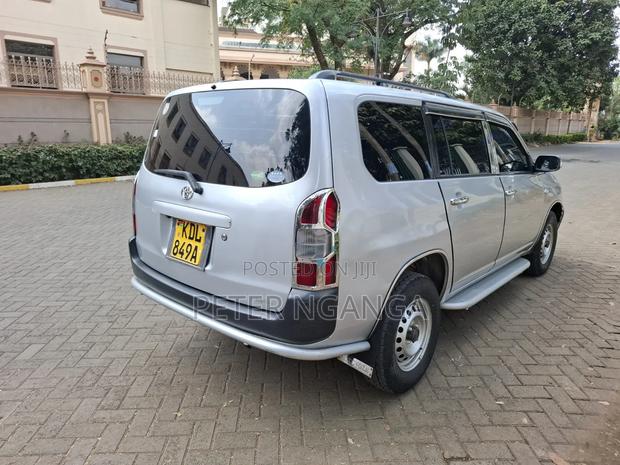 Toyota Probox 2016 Silver