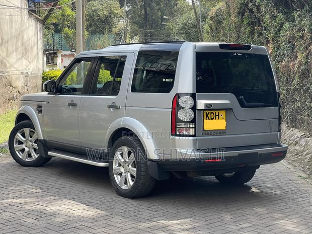 Land Rover Discovery 2015 Silver