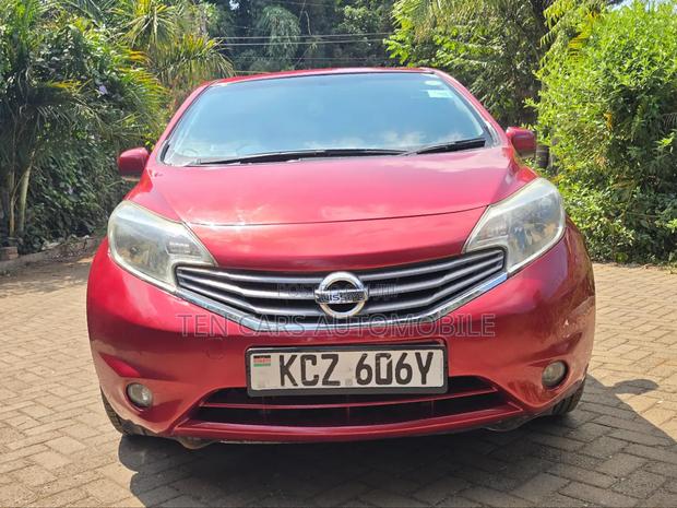 Nissan Note 2013 Red