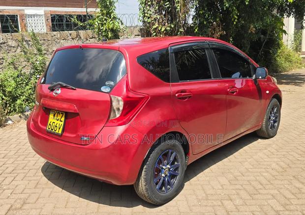 Nissan Note 2013 Red