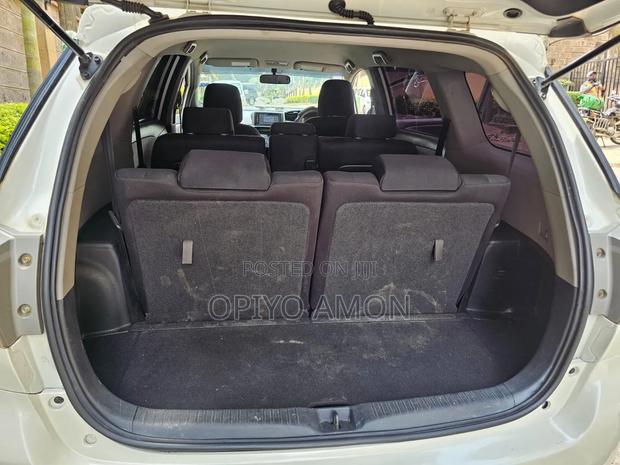 Toyota Wish 2010 White
