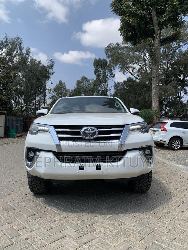 Toyota Fortuner 2019 White