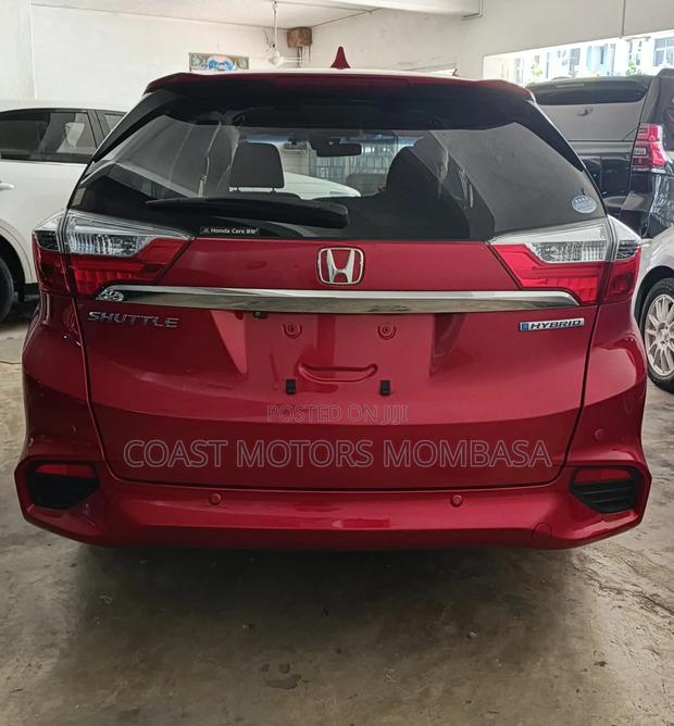 Honda Shuttle 2019 Red