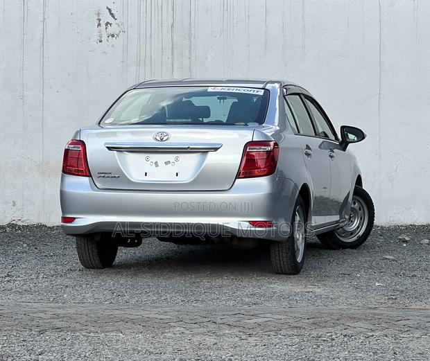 Toyota Axio 1.5 G 2WD 2019 Silver