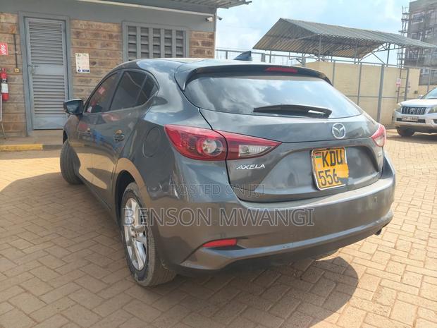 Mazda Axela 2018 Gray