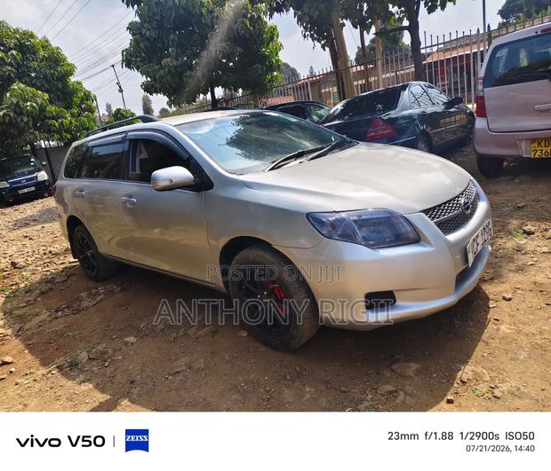 Toyota Corolla Fielder 1.5 Petrol FWD 2010 Silver