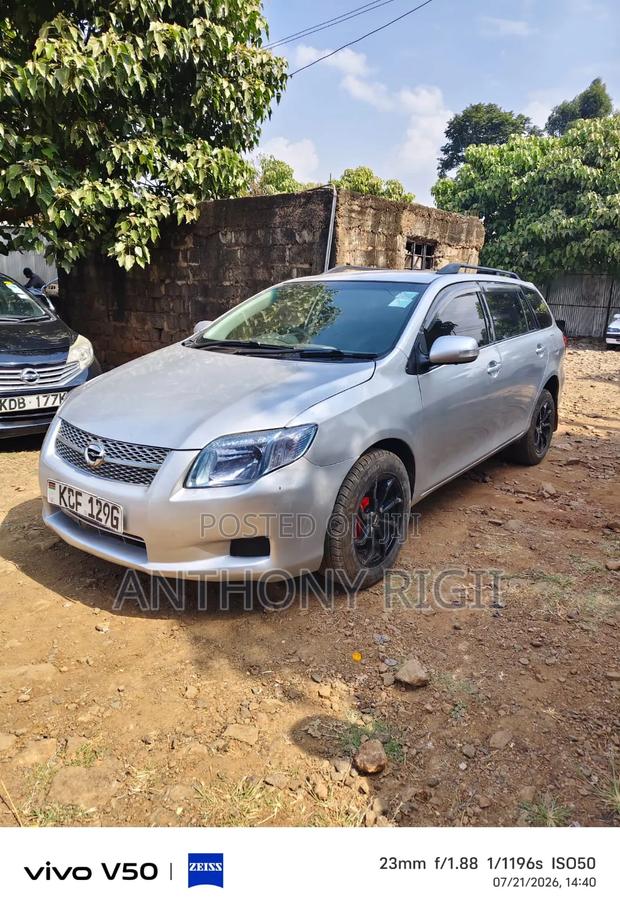 Toyota Corolla Fielder 1.5 Petrol FWD 2010 Silver