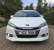 Toyota Wish 2012 White for sale