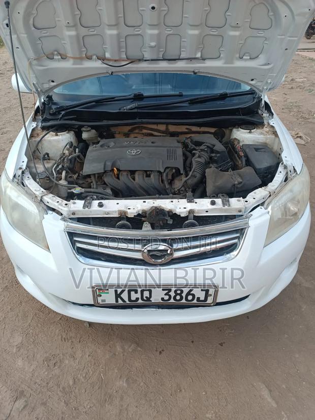 Toyota Corolla Fielder 2011 White