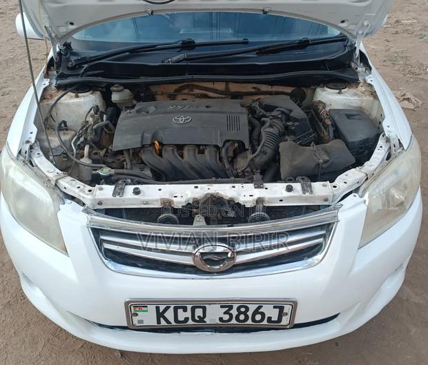 Toyota Corolla Fielder 2011 White