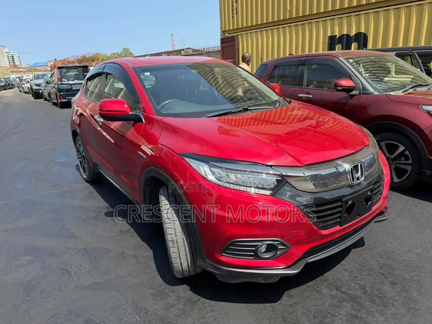 Honda Vezel 2020 Red