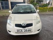 Toyota Vitz 2007 White for sale