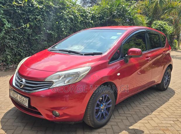 Nissan Note 2013 Red