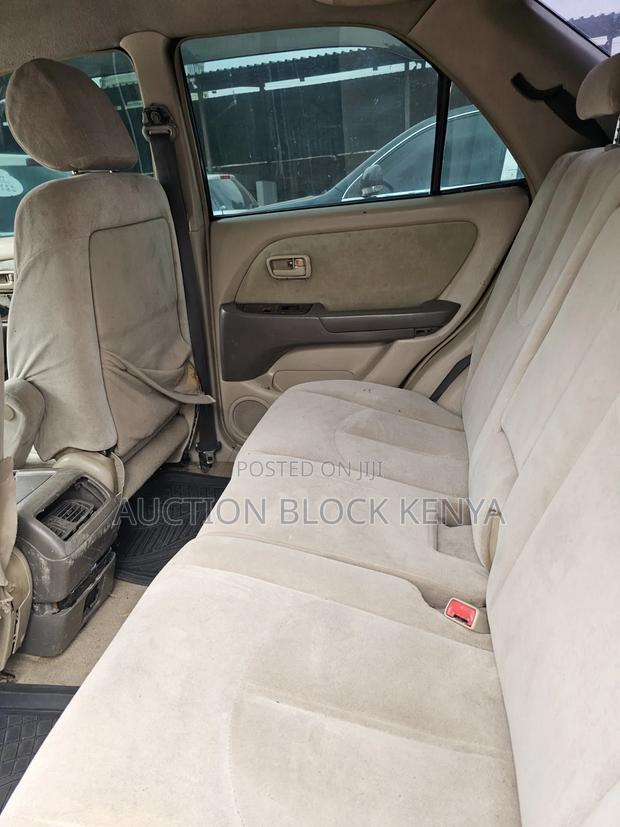 Toyota Harrier 1999 White