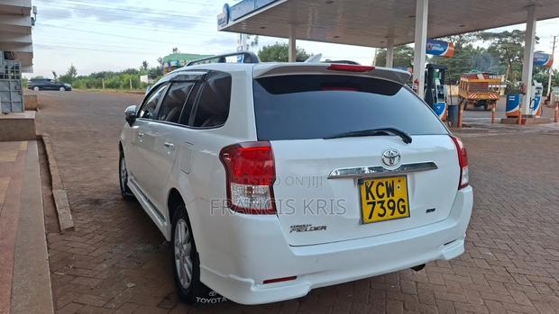 Toyota Corolla Fielder 2012 White
