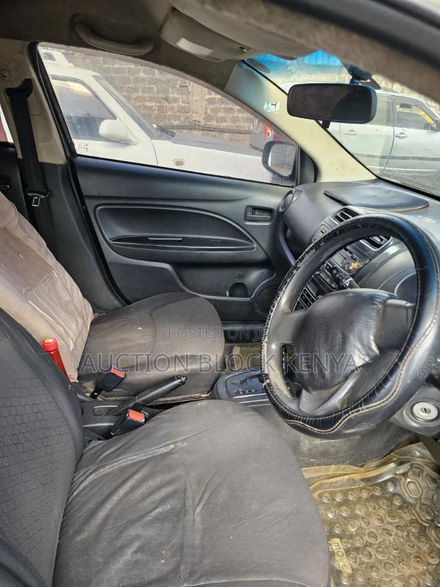 Mitsubishi Mirage 2012 Silver