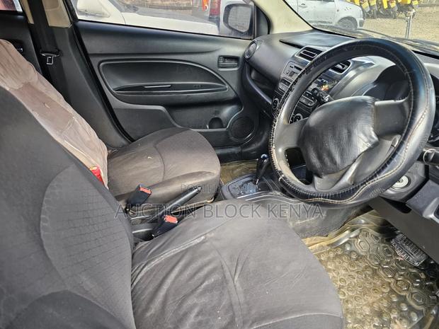 Mitsubishi Mirage 2012 Silver